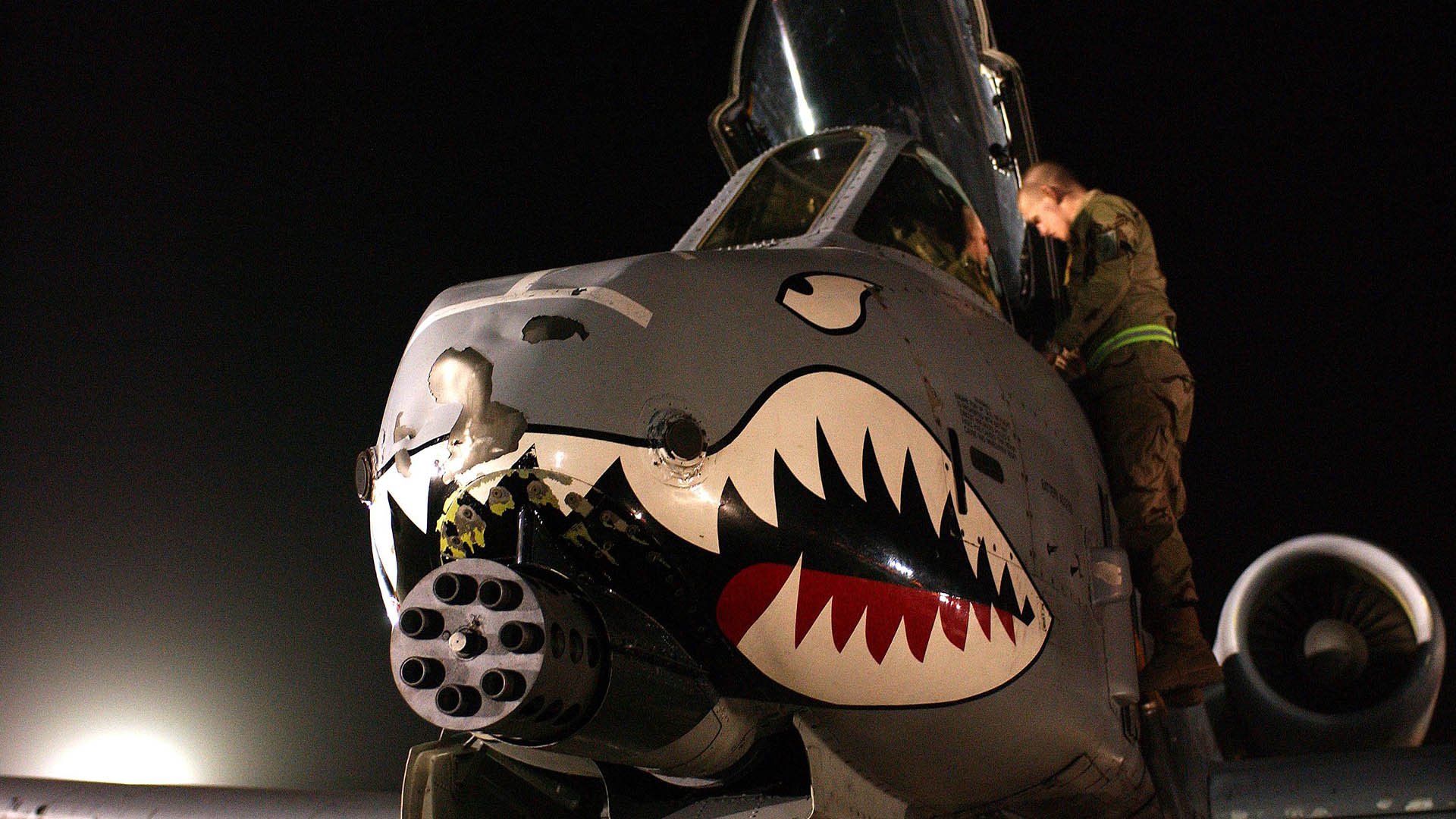 【世界冠军】丁俊晖与奥沙利文的比赛策略对比分析,丁俊晖和奥沙利文的比赛结果