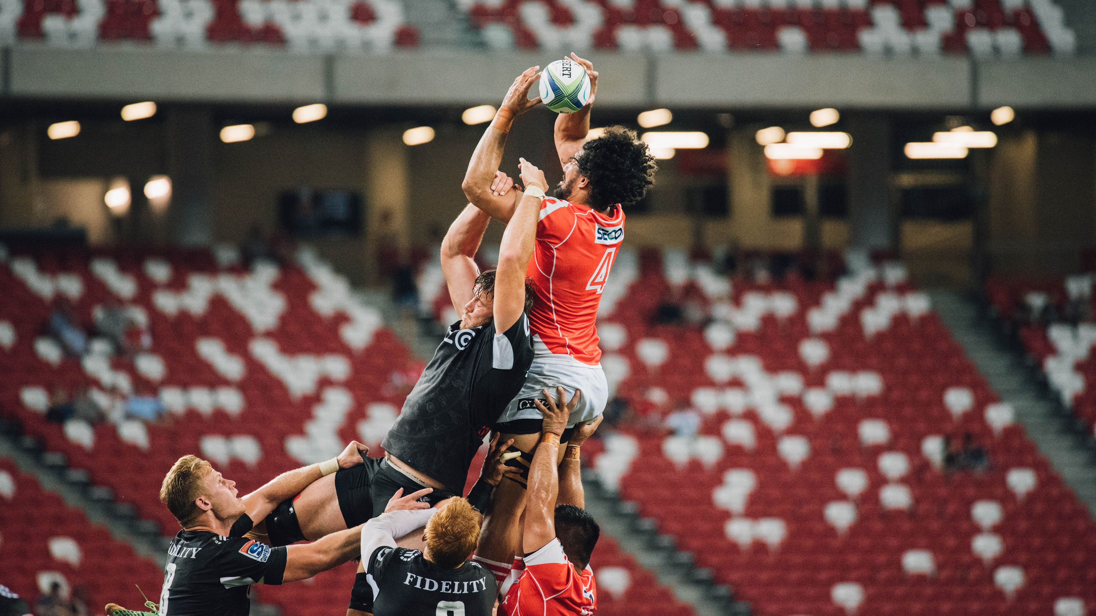 袋鼠队以全面防守为基础，确保进攻效率，袋鼠选手